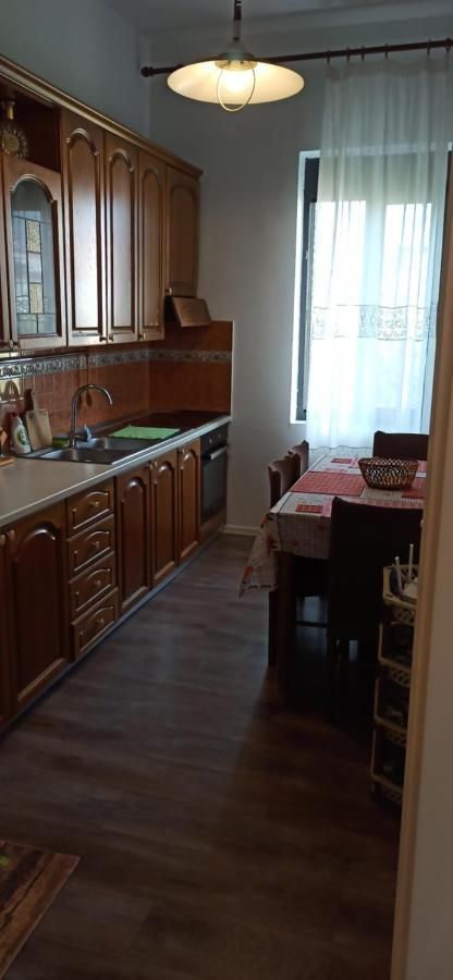 Lukas Apartament Vollga Durres Exterior photo