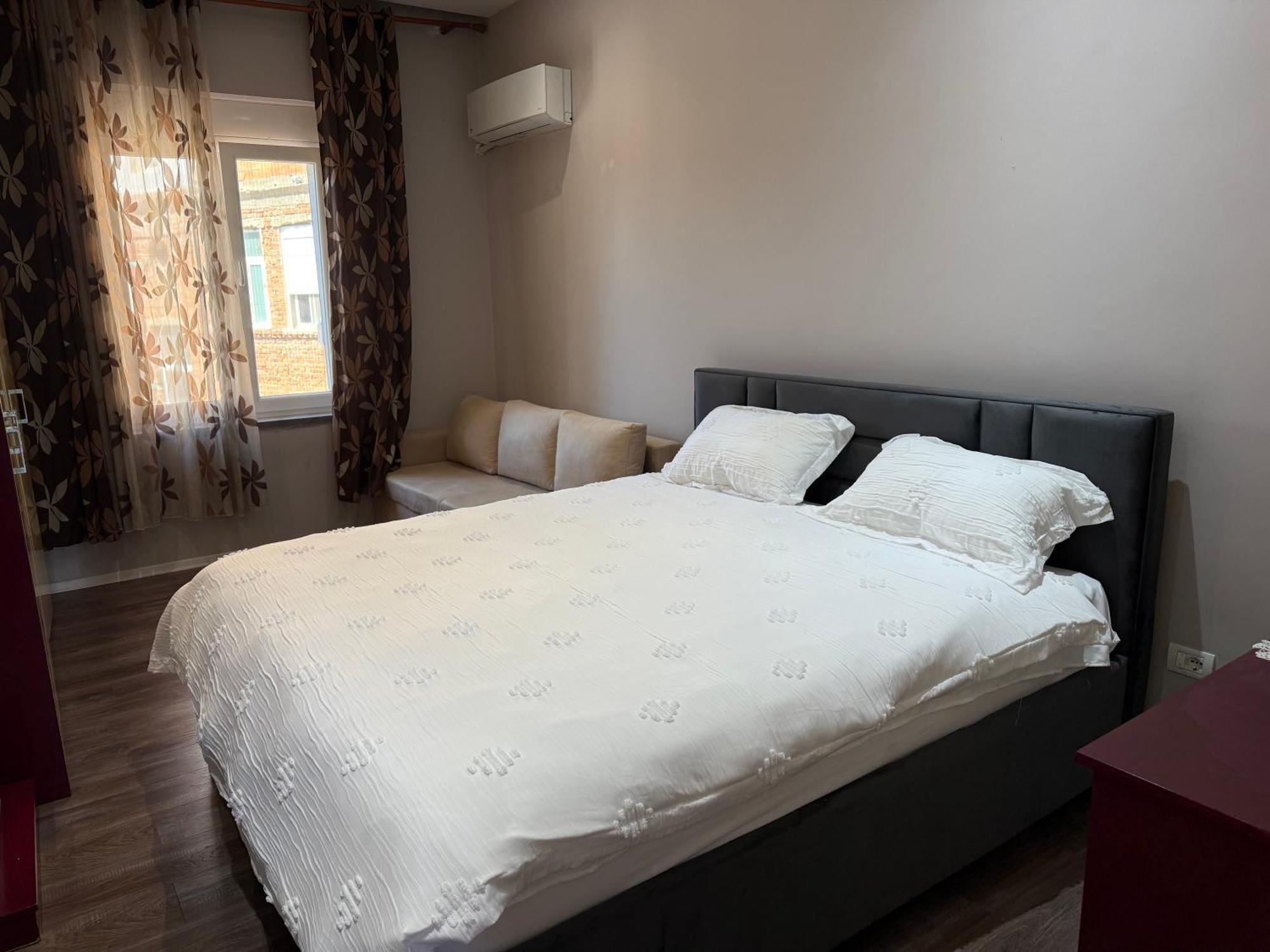 Lukas Apartament Vollga Durres Exterior photo